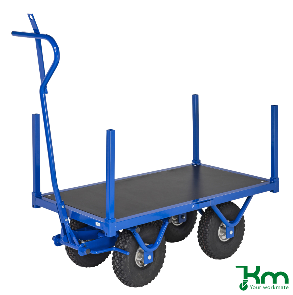 KM330120_1-1014x1024