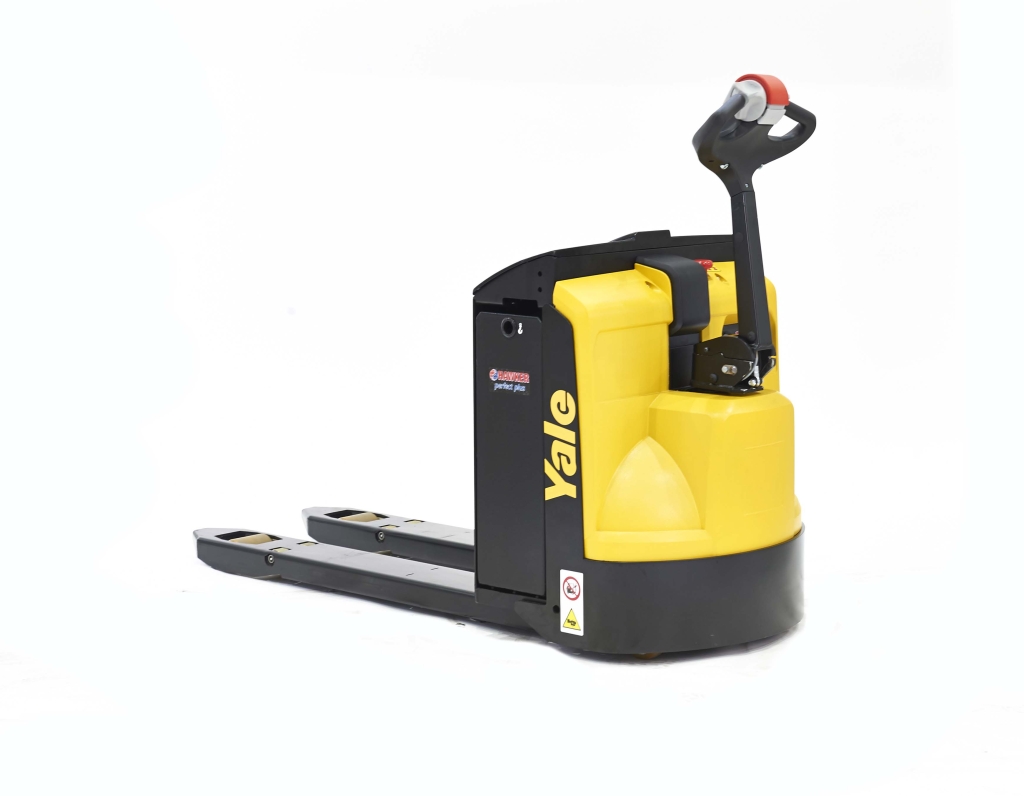 MP16-22-studio-09-1024x796