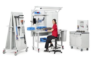 Treston QuatreX workstation_with upright tube accessories_model_1