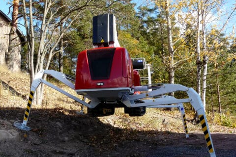 XTCII_series_leveling_horizontal_pic1_hr-480x320